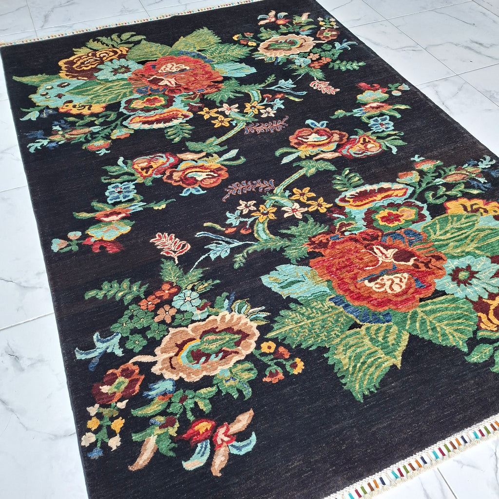 Karabağ (Karabakh) Çiçekli El Dokuma Halı | 242x173 cm – 35x40 İlmek – %100 Yün – Doğal Boya – Yeni Dokuma