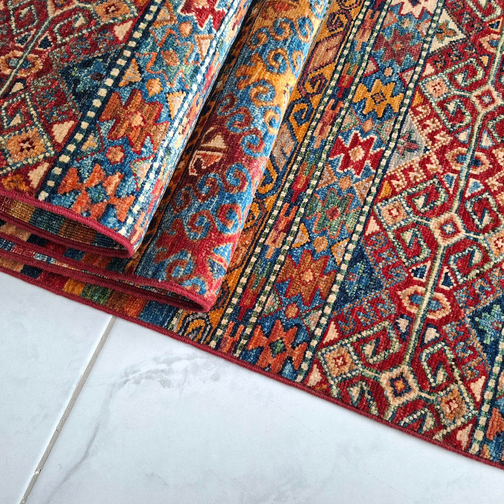 KAZAK (KAFKAS) EL DOKUMA HALI | 244x173 CM – 35x40 İLMEK – %100 YÜN – DOĞAL BOYA – YENİ DOKUMA