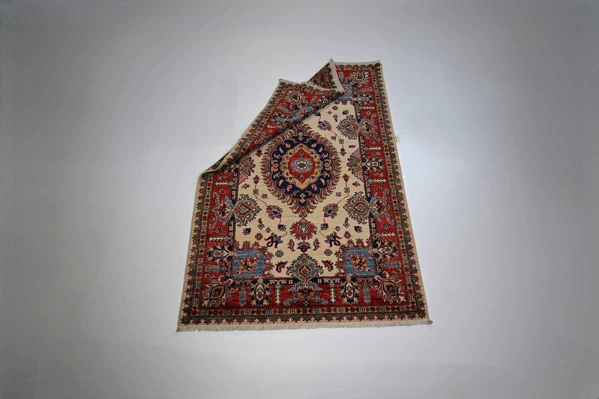 Kazak El Dokuma Halı | 182x116 cm | 35x40 İnce İlmek | %100 Yün – Doğal Kök Boya – Yeni Dokuma